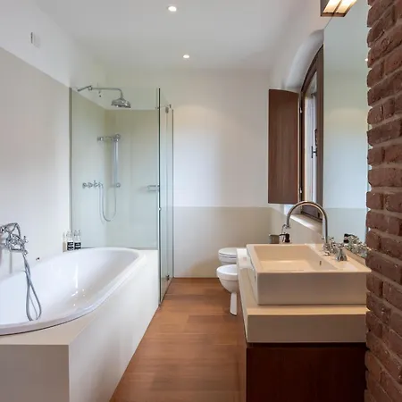 Bed and breakfast Petite Les Arcs Agrate Conturbia
